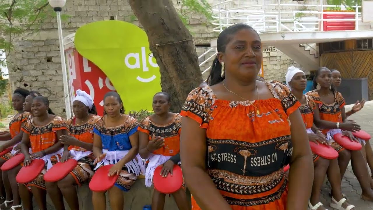 Batukaderas Grupo Unido - Paz Na Mundo