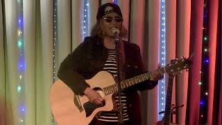 Easy Street ( Lisa Sanders )