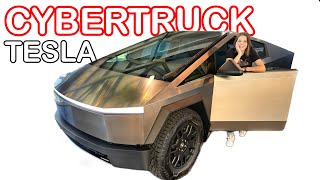 Tesla CYBERTRUCK al volante de la CIBERBESTIA