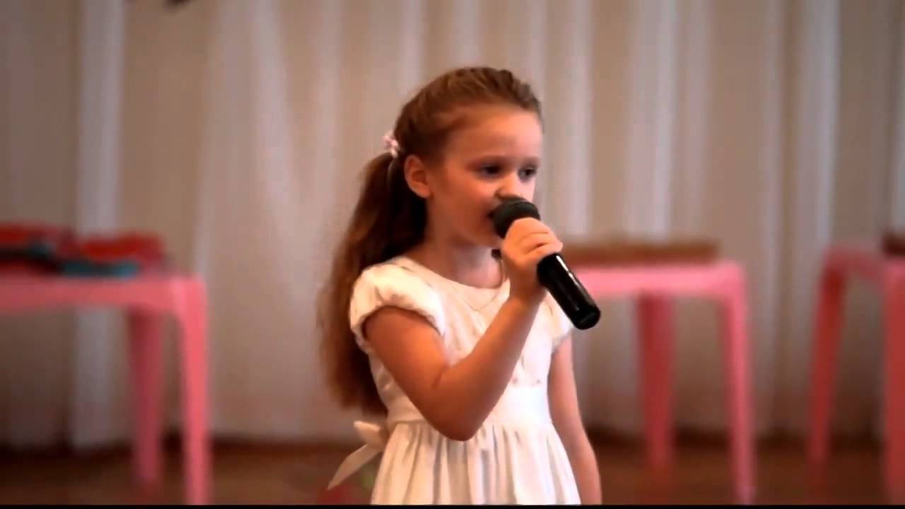 Капустина. Девочка поет про русь. Песня девочка россия. Песня девочки видео. Песня девочки видео.
