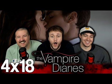 ELIJAH IS BACK AND KISSING WHO??? | The Vampire Diaries 4x18 "American Gothic" First Reaction!