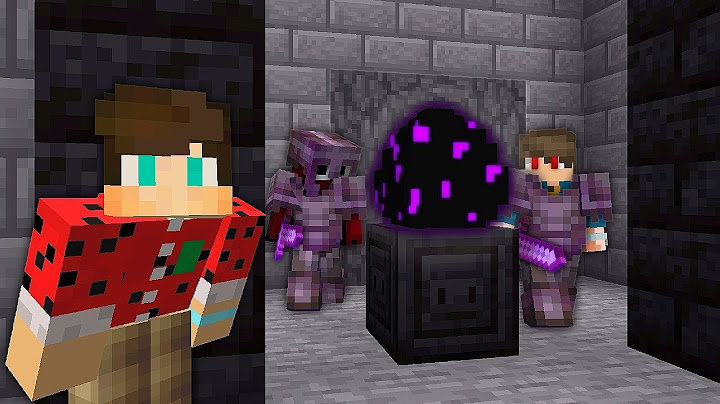 How I Stole The Rarest Item On This Server...