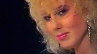 Lepa Brena - Okreces mi ledja - (Francuska verzija) - Beogradska hronika - (RTS 1987) Resimi