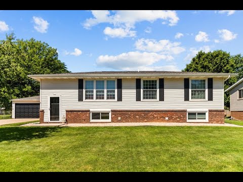 845 Greenfield Trail, Oshkosh, WI home video tour