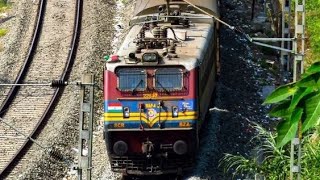 WAP4 22657 UNIQUE SILVER/MAROON/YELLOW/BLUE PASSENGER ENGINE HAULS NAGPUR TRAIN