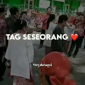 Story wa ,setats video lucu..ll pak jokowi aku mencintai salah satu rakyatmu