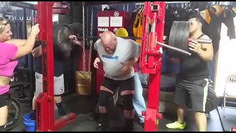 Raw Squat - Joey Smith @ Nebobarbell