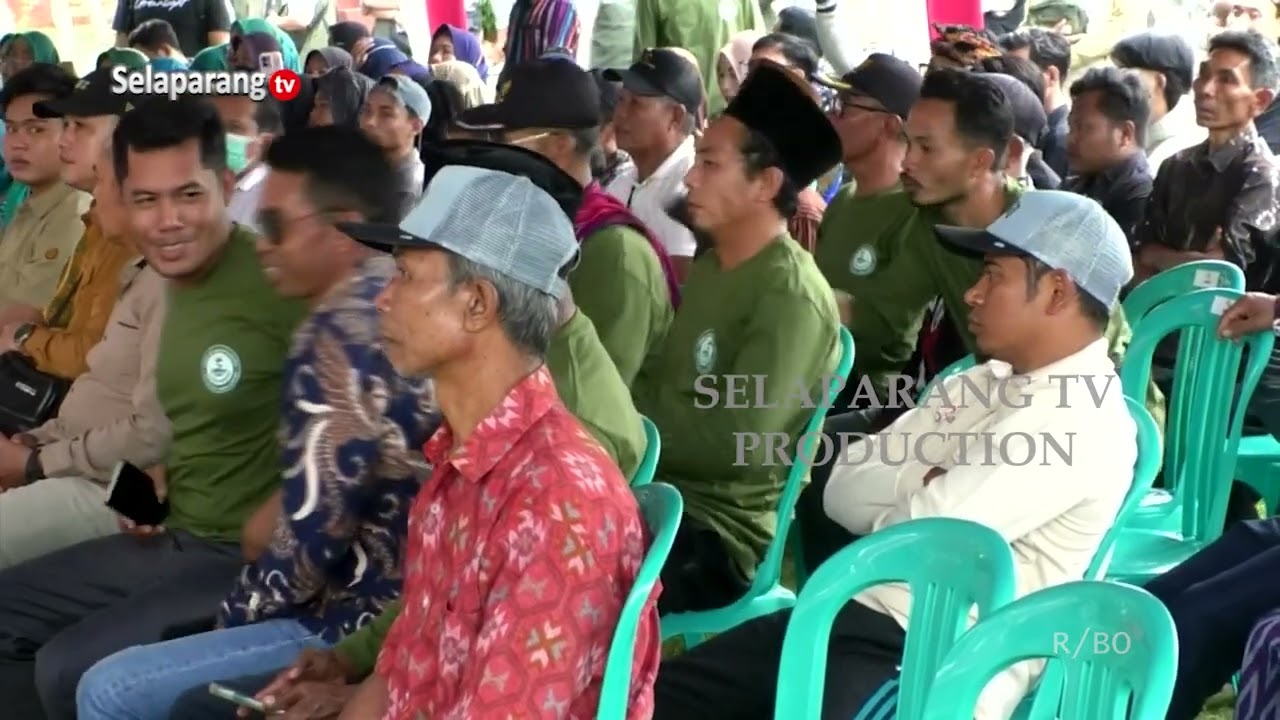 MENTERI KEHUTANAN RI SERAHKAN SK PERHUTANAN SOSIAL DI LOTIM