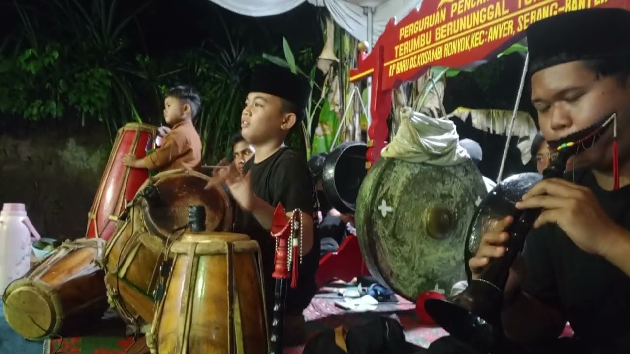 Neng Tika banyak yg nyawer