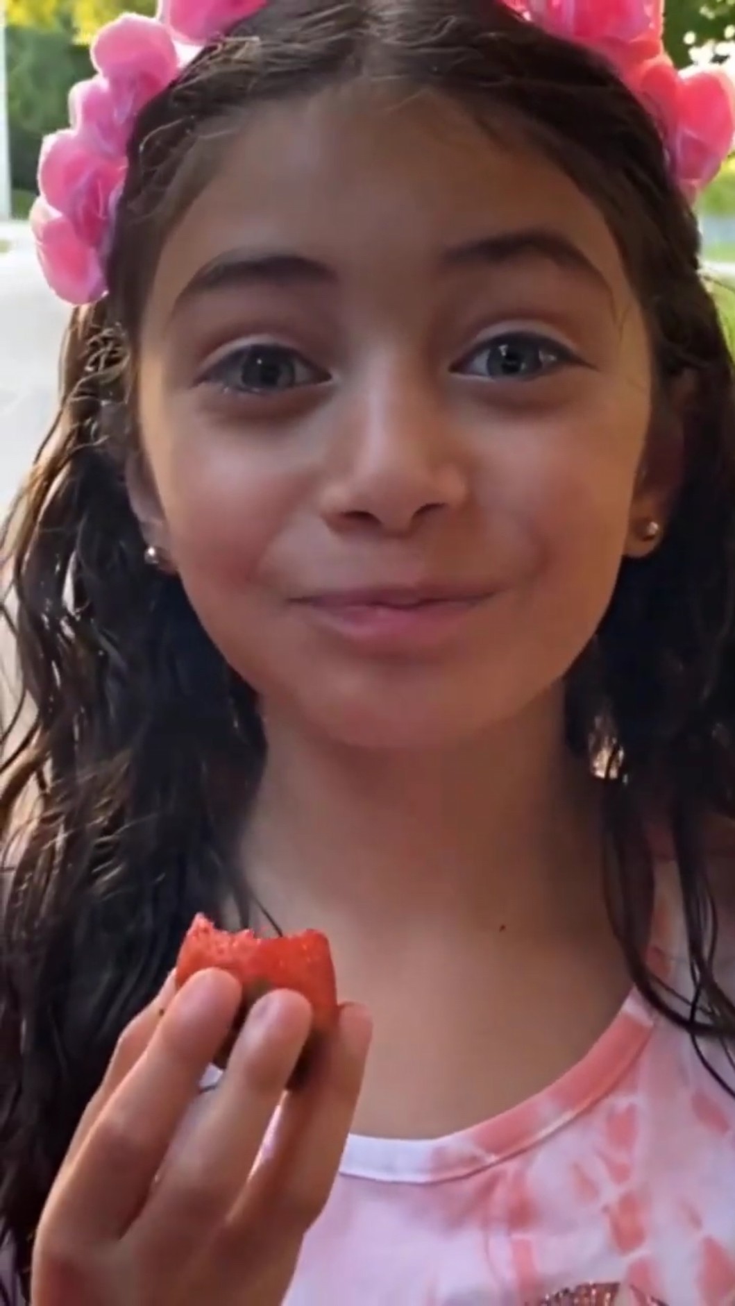 Heidi's Face Turned RED! What's Going On?! - YouTube