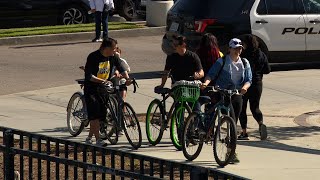 Rendon Hosts an Earth Day Bike Ride and Resource Fair along the LA River in South Gate