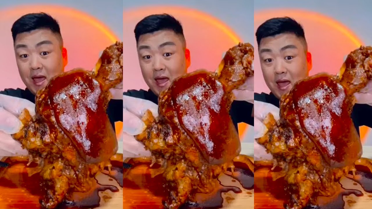 【ASMR】【MUKBANG】Brother Xiaofeng is immersed in eating two jin of ...