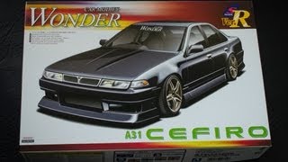 Wonder A31 CEFIRO プラスチックモデルキット Aoshima 1/24 Nissan Cefiro A31 Model Kit Unboxing and Review