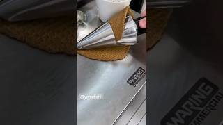 Bu Da Çılgın Külahçı