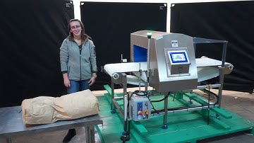 Loma  IQ4 Metal Detector Demonstration