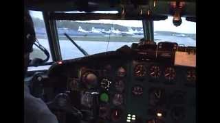 Полет на север / Flight to the North - DME - MMK Tupolev Tu-154 cockpit video