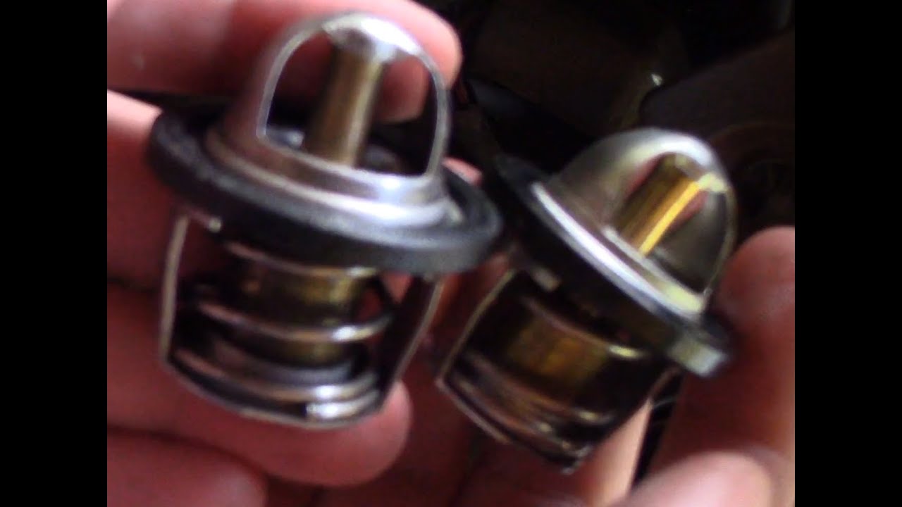Troca de válvula termostática da moto kawasaki ninja 250. 20251229