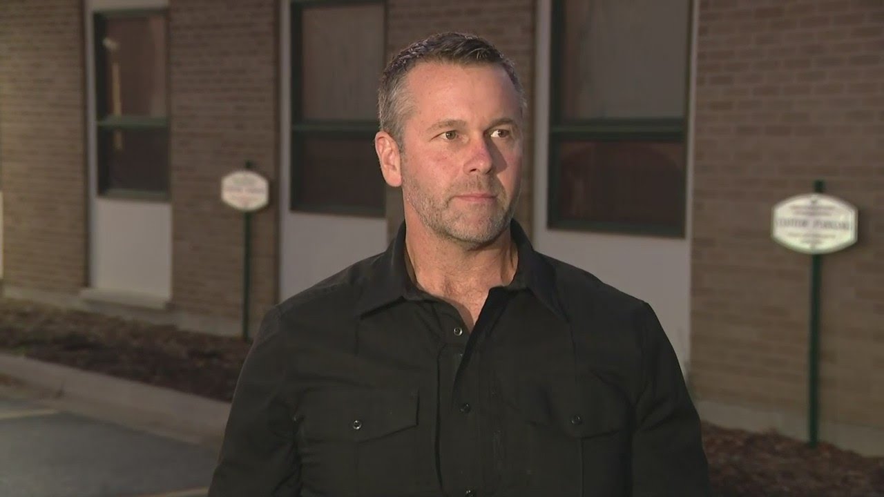 2 killed, 2 seriously hurt in crash involving school bus Kane County, authorities say