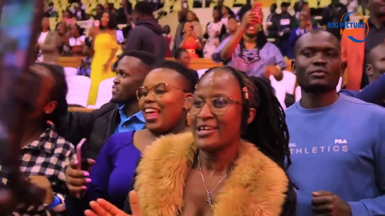 Christ Ambassadors & Christ followers kisii share a stage as they perform @ VOP @10 years.