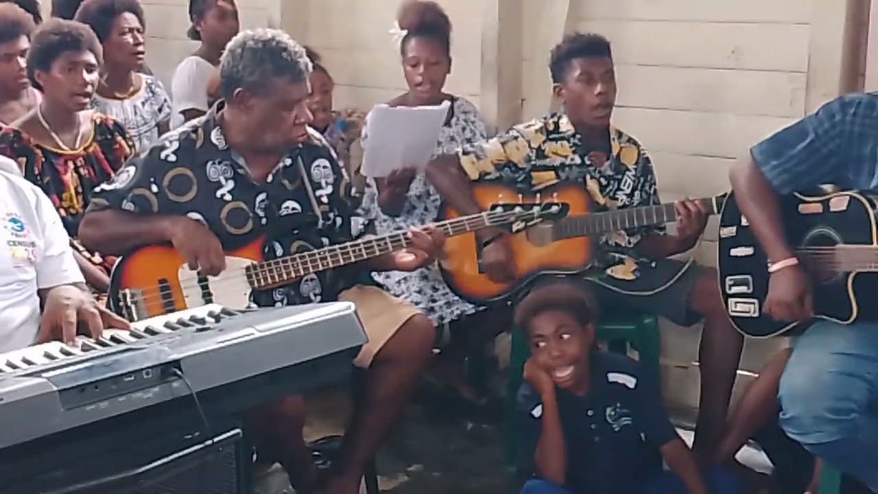 Isus Ko Magelgel (Offertory song sung in Mengen Language - Pomio) by Malmal/Talie Choir