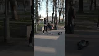 Псковский Цой в Летнем саду