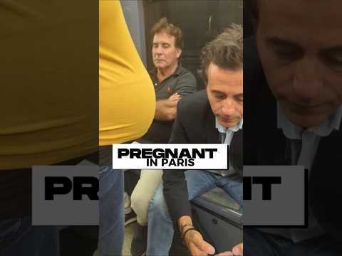 PREGNANT WOMEN IN PARIS