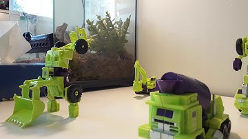 Transformers combiners wars : DEVASTATOR  transformation
