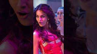 Bachna Ae Haseeno Movie Scene Bipasha Basu,Minisha Lamba, Deepika Padukone Song Video Le Song