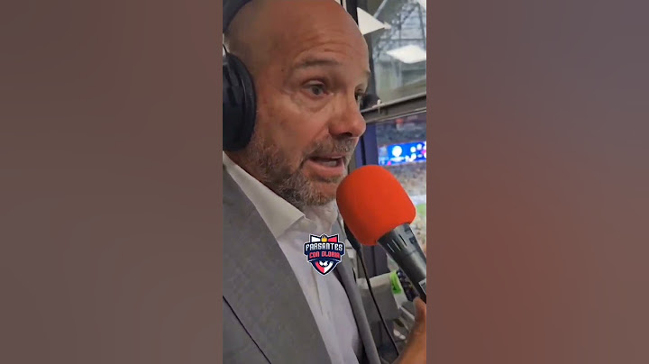 Martinoli y Dr. García tirando factos tras el fracaso de la Selección Mexicana