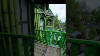 Horror Lazarett Walkthrough Freizeit-Land Geiselwind #horror #geiselwind #freizeitpark #shorts
Horror Lazarett Walkthrough Freizeit-Land Geiselwind #horror #geiselwind #freizeitpark #shorts
►►► Abonnieren / Subscribe: https://www.youtube.com/channel/UCAXYSQNbmozmM_gDiVC6D0A?sub_confirmation=1
►►► Kanal-Mitglied werden: https://www.youtube.com/channel/UCAXYSQNbmozmM_gDiVC6D0A/join
#########################################
► Parkvorstellungen - https://www.youtube.com/playlist?list=PLHBZ2sQCYBdUN191KsSAbh3YM60-EaVDf
► Achterbahnen - https://www.youtube.com/playlist?list=PLHBZ2sQCYBdUpFWT8u8kxlrtogv1g6RP4
► Achterbahn-POVs - https://www.youtube.com/playlist?list=PLHBZ2sQCYBdXOx8Ai0kZpOtXx3z08Sc9C
► Dokumentationen / Berichte - https://www.youtube.com/playlist?list=PLHBZ2sQCYBdWgtwoVpncOaRA4OSh04zrE
► Wildwasserbahnen / Rundfahrgeschäfte - https://www.youtube.com/playlist?list=PLHBZ2sQCYBdUq_80pk3_cEQnCLGGYg3SL
► Kirmes - https://www.youtube.com/playlist?list=PLHBZ2sQCYBdURK-xI_Cg0GKse5hcRVwFJ
TOUREN
- Orlando 2023: https://www.youtube.com/playlist?list=PLHBZ2sQCYBdV0m8RV5OkYDzUWKGWJE5KV
- USA 2022 East Coast Escalation Tour: https://www.youtube.com/playlist?list=PLHBZ2sQCYBdXaO8mUOg08FBX482_MlvaI
- UK-Trip 2022: https://www.youtube.com/playlist?list=PLHBZ2sQCYBdUBUrFJPZSWHbpy19tnW5CE
- Finnland 2022: https://www.youtube.com/playlist?list=PLHBZ2sQCYBdW3HAtN7qlwrwqfVcKmVmio
- Vereinigte Arabische Emirate Tour 2020: https://www.youtube.com/playlist?list=PLHBZ2sQCYBdXxJq-y391fRMUkSFurh72S
- USA / Canada Tour 2019: https://www.youtube.com/playlist?list=PLHBZ2sQCYBdWTdfCs8f97xEcQFZAD43TI
- Orlando Tour 2018: https://www.youtube.com/playlist?list=PLHBZ2sQCYBdUKkUE67ly-0Y5juQ9OBeR4
- USA Tour 2017: https://www.youtube.com/playlist?list=PLHBZ2sQCYBdW3xlLT29fu2PyfA4a-Ul7i
- Skandinavien Tour 2016: https://www.youtube.com/playlist?list=PLHBZ2sQCYBdXNRlLeOIdWsvyZYLZjz4Rr
#########################################
Musikdatenbank:
https://www.epidemicsound.com/referral/4bom04
#########################################
► Coaster Toaster auf TikTok: https://www.tiktok.com/@_coastertoaster_
► Coaster Toaster auf Instagram: https://www.instagram.com/_coastertoaster_/
► Coaster Toaster auf Facebook: https://www.facebook.com/derCoasterToaster
►►►Jetzt Coaster Toaster Merch shoppen:
https://coaster-toaster.myspreadshop.de/
► Komm mit auf den Goldentapes-Discord-Server: https://discord.gg/tNZMHWe2
#########################################
Persönliche Empfehlungen:
Google-Maps mit allen besuchten Parks/Attraktionen mit Videos:
https://www.google.com/maps/d/viewer?mid=1QYoreknxpR8ktwc3PL1WWFw7DfFxdzAW&usp=sharing
onride.de - Faszination Achterbahn | Eine der größten deutschsprachigen Achterbahn/Freizeitpark-Communities
https://onride.de/
Coaster-Count | Anlaufstelle Nummer 1 fürs Counten + Tourplanung
https://coaster-count.com/
Freundeskreis Kirmes und Freizeitparks e.V. | Deutschlands mitgliederstärkster Verein für Kirmes- und Freizeitparkfans
https://fkfev.de/
Kontakt:
info@coastertoaster.de
#achterbahn #rollercoaster #freizeitpark #themepark #onride #pov #coastertoaster Horror Lazarett Walkthrough Freizeit-Land Geiselwind #horror #geiselwind #freizeitpark #shorts