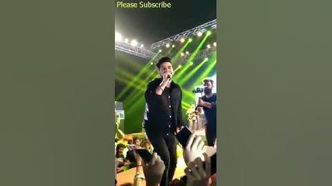 Guru Randhawa live performance in IIT BHU Technex 2019