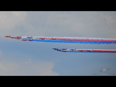 LONDON FLYPAST! RAF Red Arrows and Patrouille de France - 18th June 2020