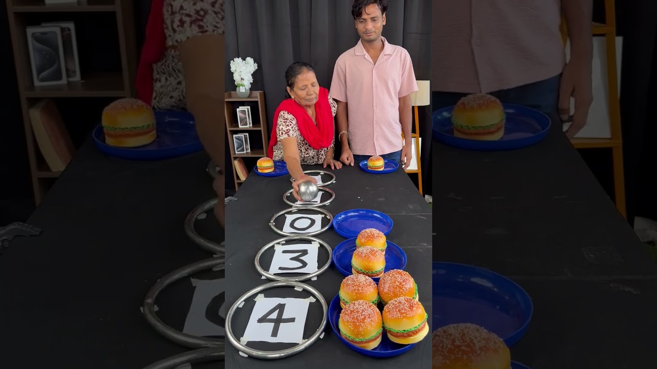 Mother vs son roll steel ball collect ring hole win burger plate challenge game wow 533459