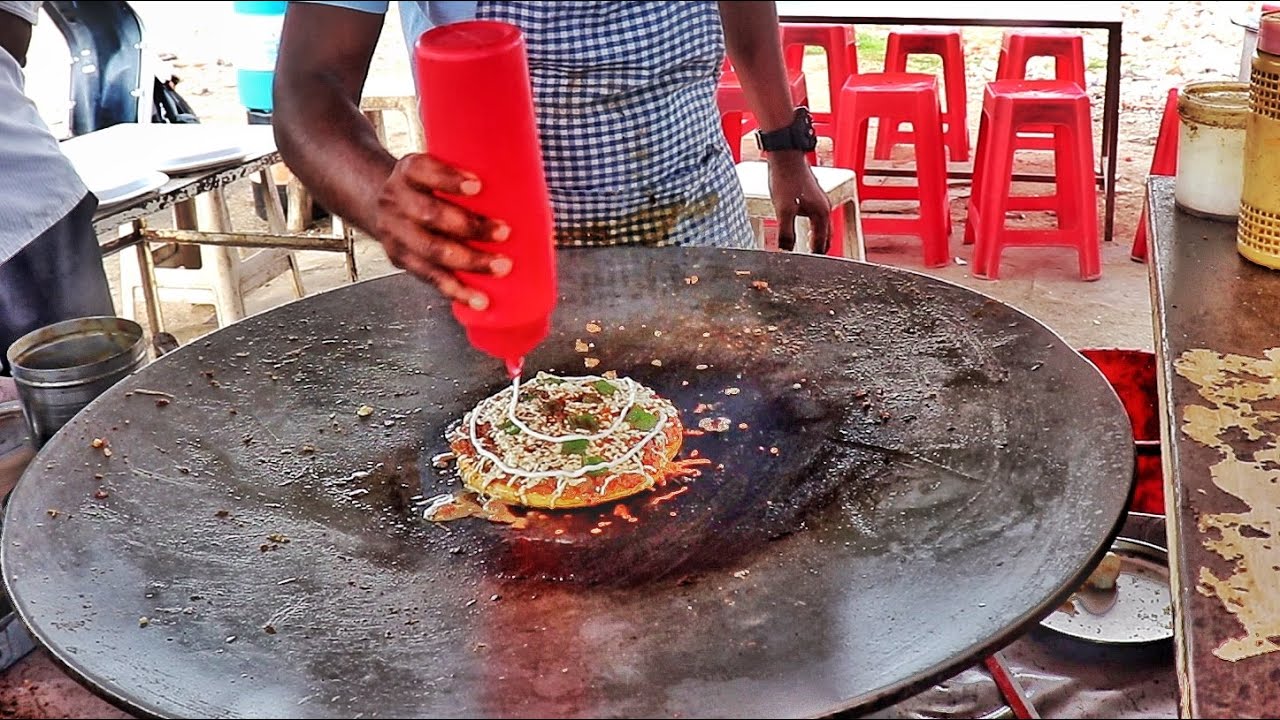 Ultimate Preparation Of Cheesiest Egg Pizza At Bhau Omelette | Egg Street Food | Indian Street Food | Street Food Fantasy