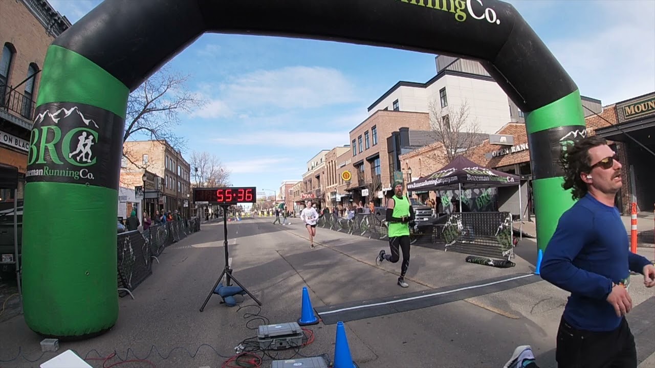 2025 Run To The Pub Finish