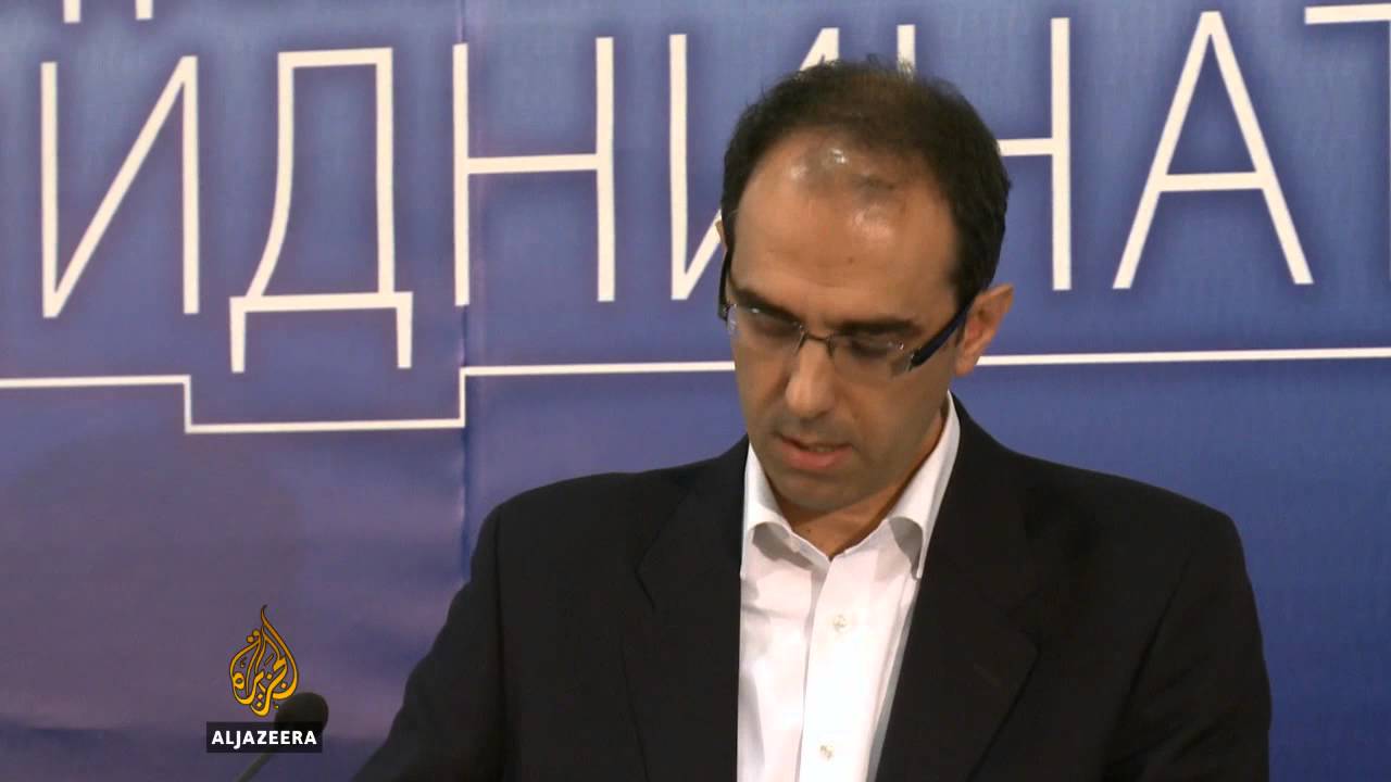 فولي يدعو السياسيين المقدونيين إلى التوصل إلى حل وسط - الجزيرة البلقان
