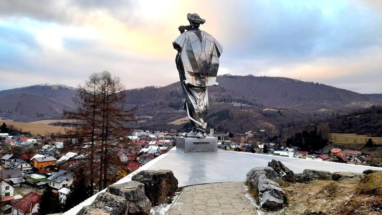 Terchová II. - Betlehem, rozhľadňa Terchovské srdce, šibenica a socha Jánošíka