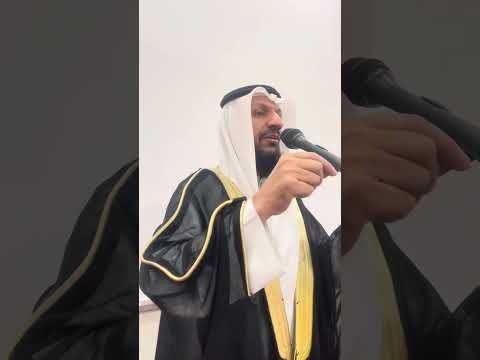 قليل بنفسه كثير بإخوانه