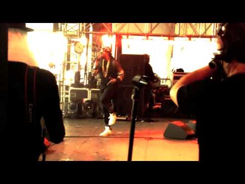 Dammogpc With 2 Chainz At Coachella 2013
