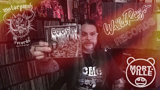 A THREE PRONGED LABEL DIVE!