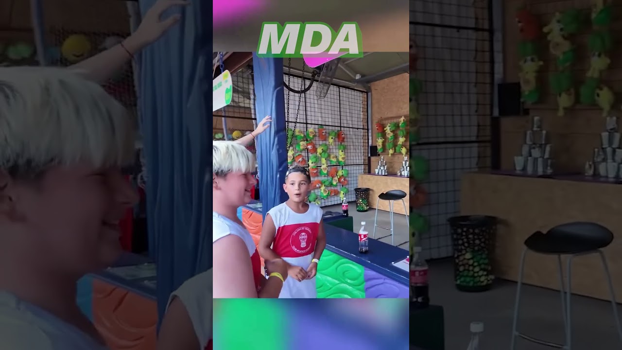 NIÑO ROMPE en LLANTO al CRUZARSE con MARMOL y PATO PERROTA