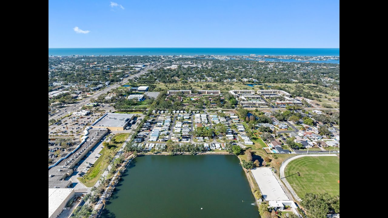 Beach House Cottage Retreat - Largo, Florida