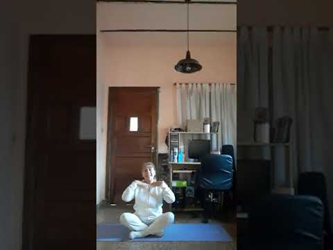 YOGAENCASA- Prof. Sara