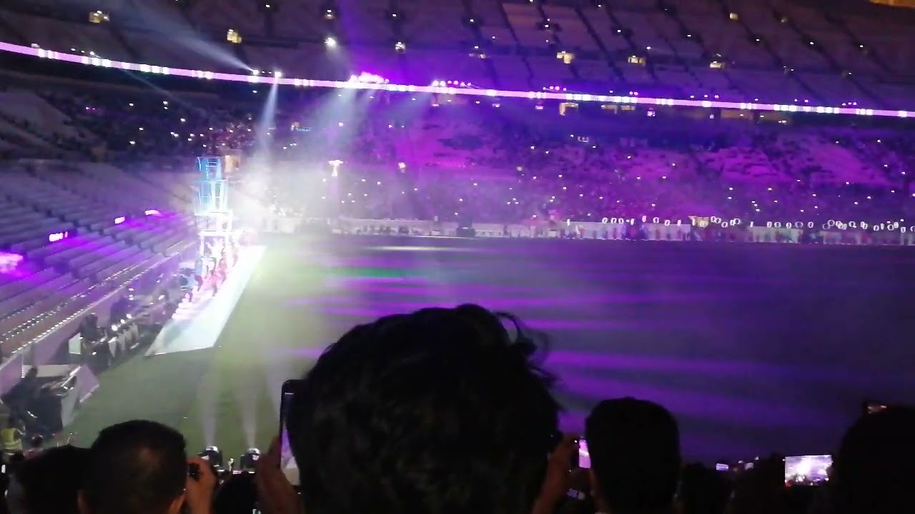 FIFA WORLD CUP 2022. CROWD CHEERS MADLEY DURING VOLUNTEERS ORIENTATION AT LUSAIL STADIUM, QATAR
