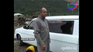 В Дагестане потомственный кузнец создает необычные автомобили