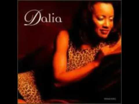 Regardez Dalia - It Ain't Easy sur YouTube Regardez Dalia - It Ain't Easy sur YouTube
