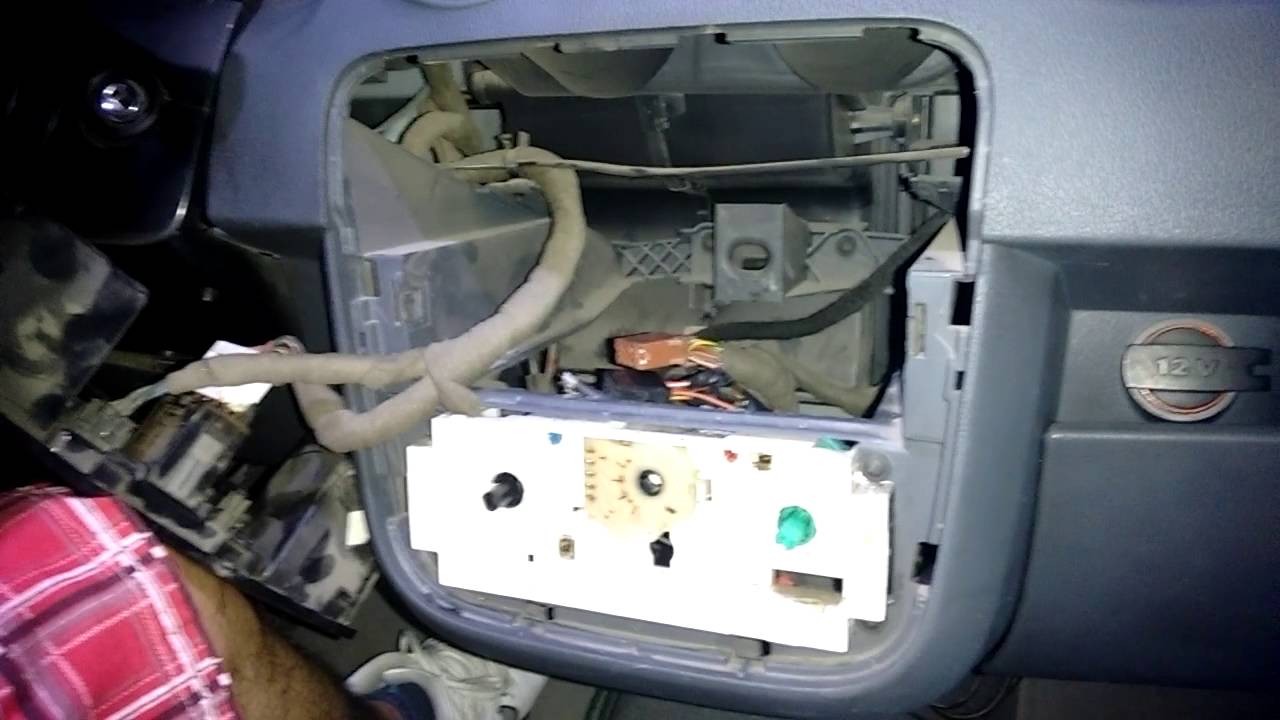 2007 Gmc Envoy >> Cambiando focos del A/C Pointer 2007 - YouTube 2007 Gmc Envoy >> Cambiando focos del A/C Pointer 2007 - YouTube