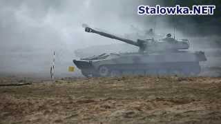 TORUŃ: samobieżna haubica kalibru 122 mm 2S1 GOŹDZIK wyprodukowana w Hucie Stalowa Wola S.A.
