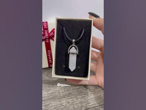 Гірський Кришталь - натуральний камінь у вигляді кришталю-шестигранника ...