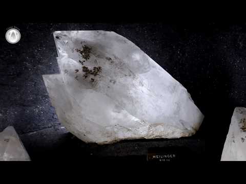 Каменная соль. Гигантские кристаллы соли. Кристалл "Мейлингер" 618 кг.